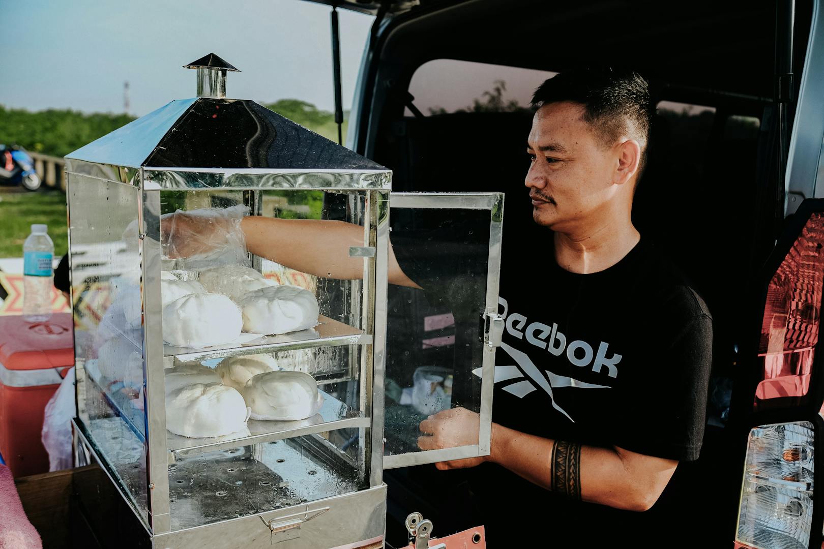 Taipei night market vendor preparing food for customers