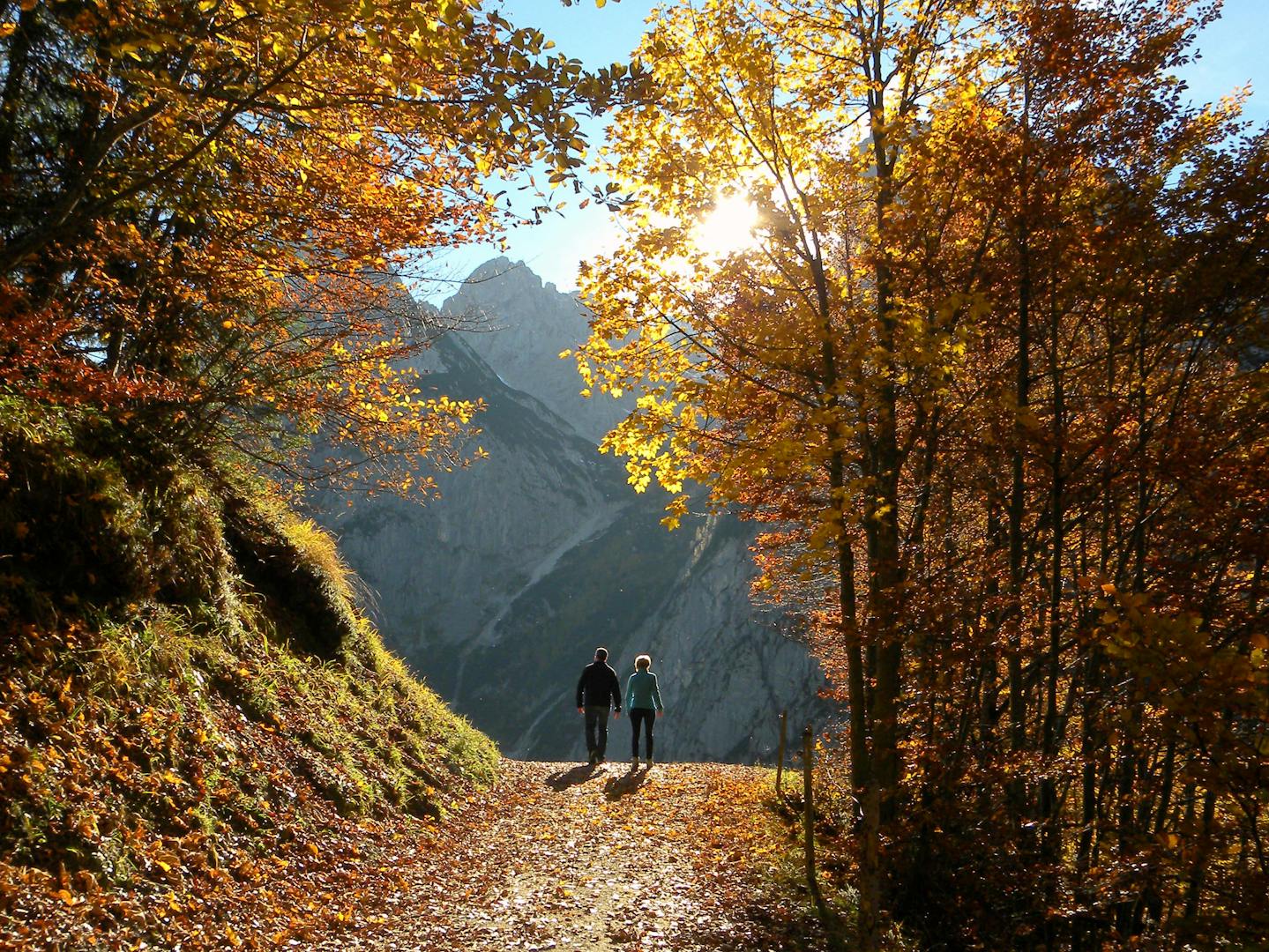 Couple hiking in Taipei in November cool autumn weather